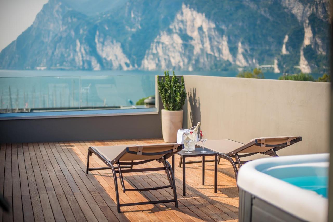 Hotel Villa Enrica Riva Zewnętrze zdjęcie